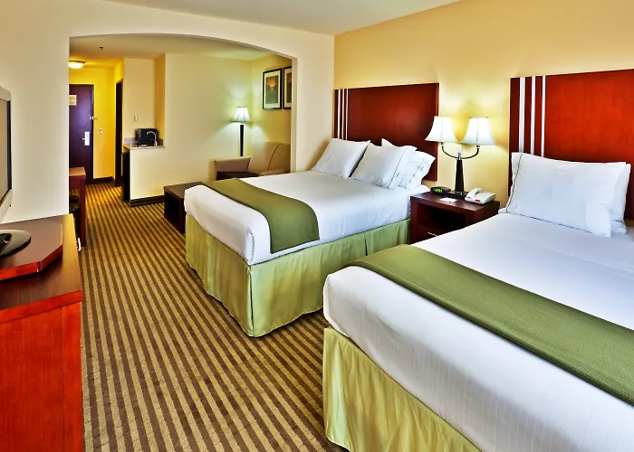 Holiday Inn Express&Suites Perry
