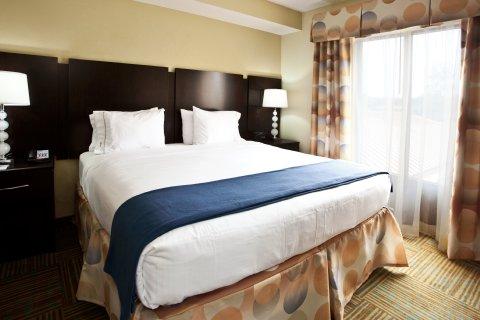 Hotel Express & By Ihg