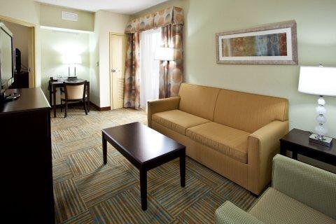 Express & By Ihg Perry