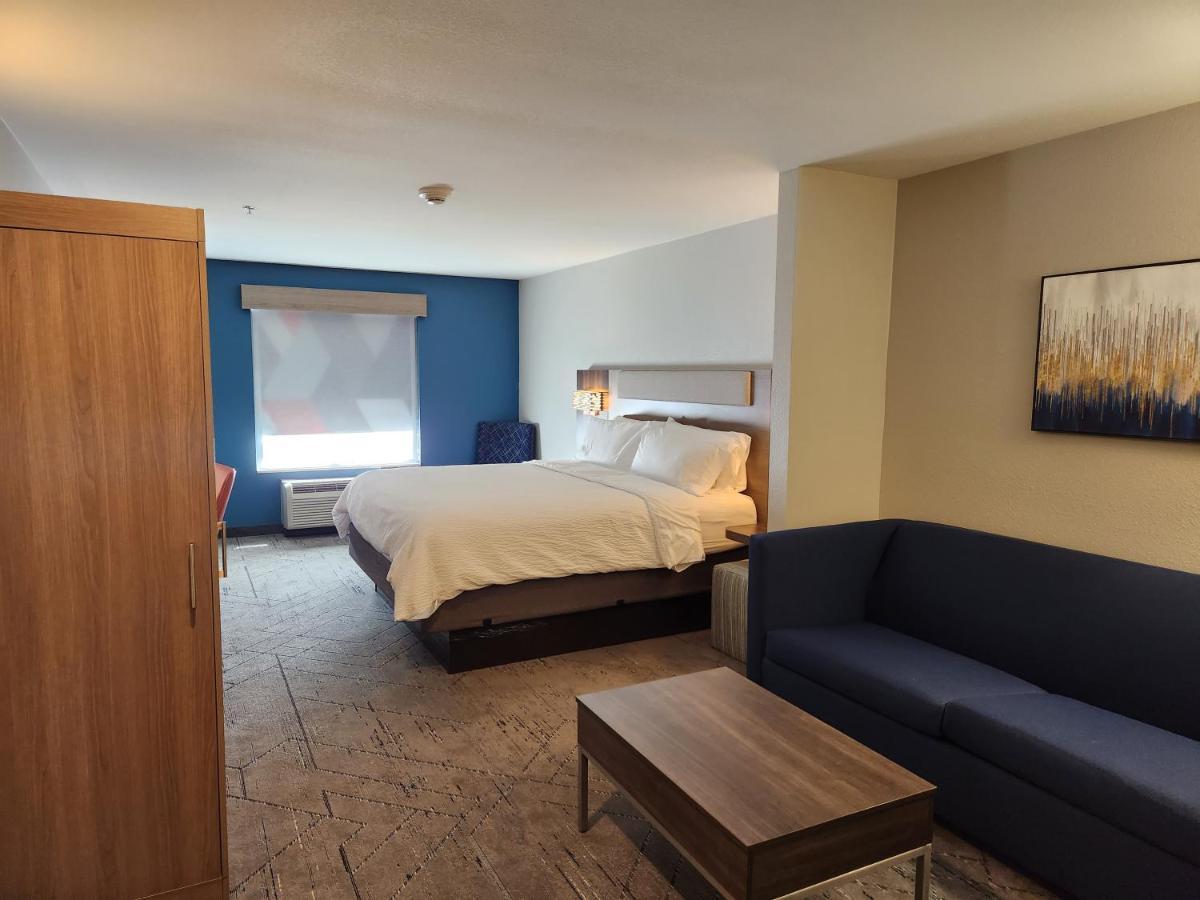 Express & By Ihg 3* Perry