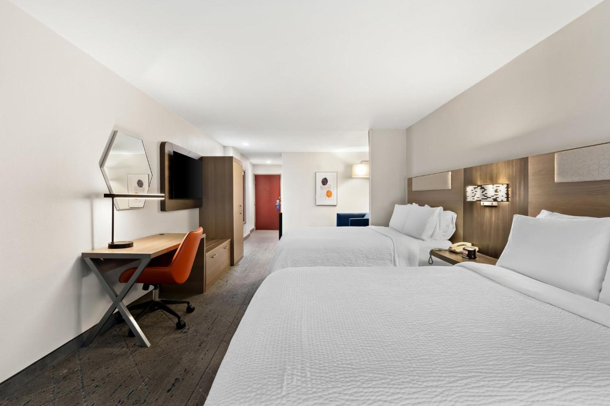 Express & By Ihg