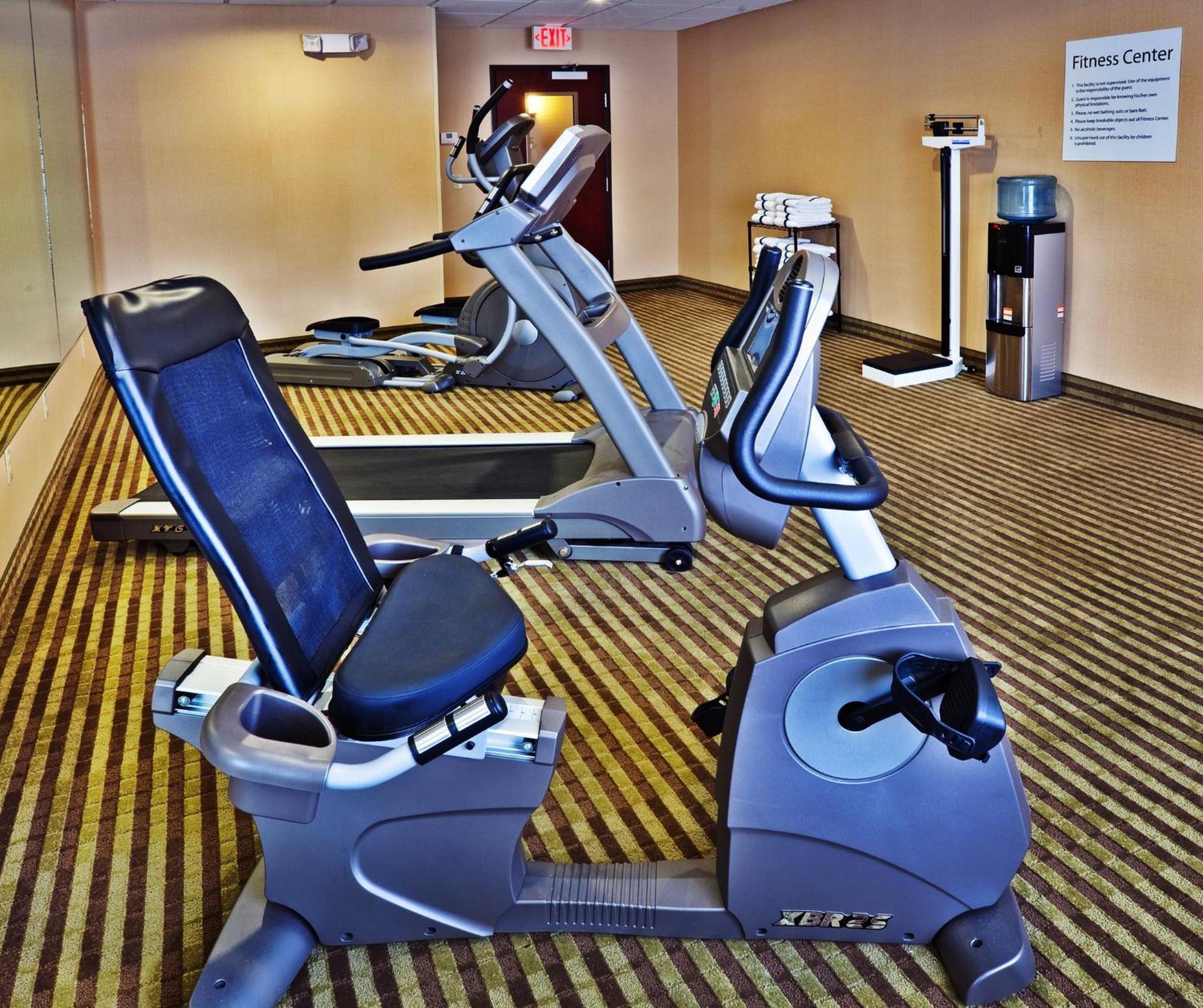 Express & By Ihg 3*