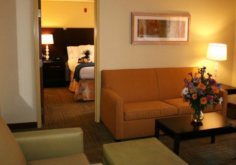 Express & By Ihg Hotel Perry